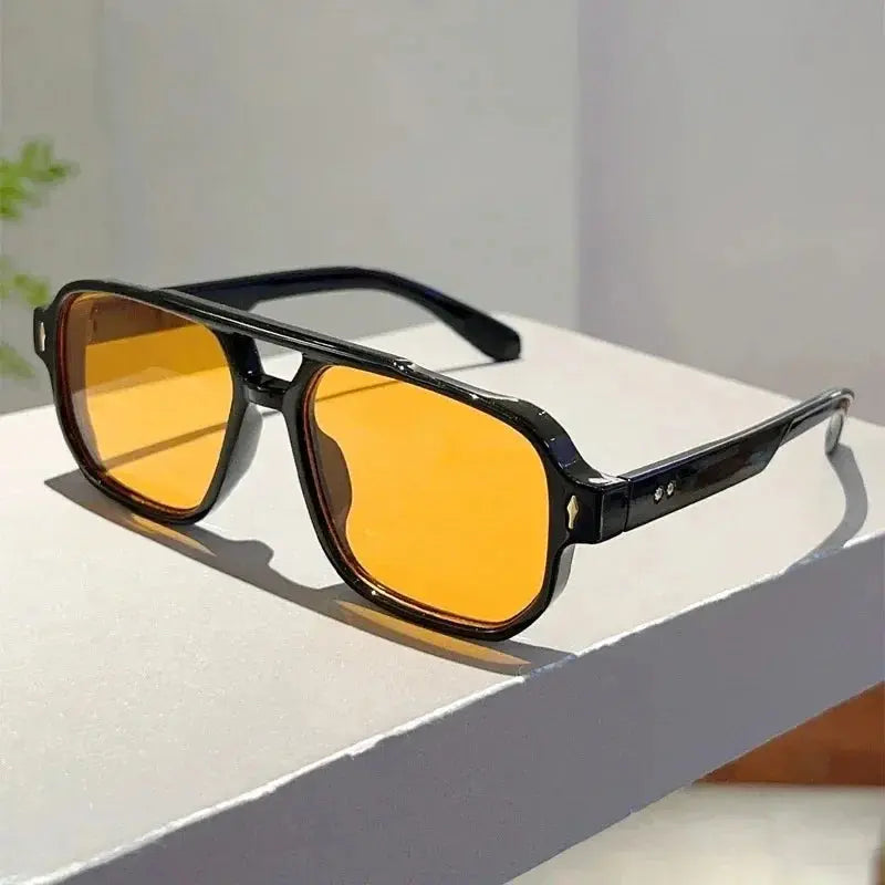 Lunettes "Retro Emerald" – Élégance Vintage & Protection Solaire&nbsp; SportsOptique