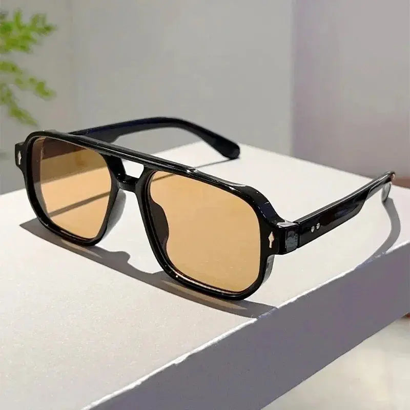 Lunettes "Retro Emerald" – Élégance Vintage & Protection Solaire&nbsp; SportsOptique